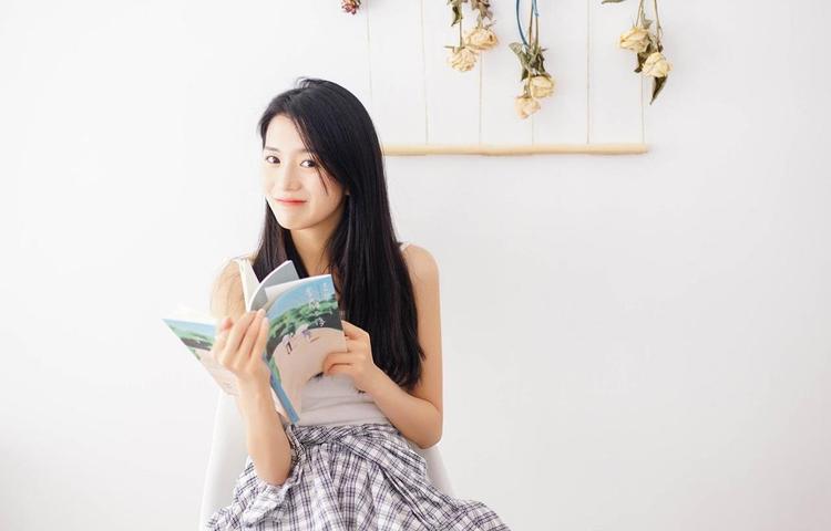 午夜观影情感共鸣